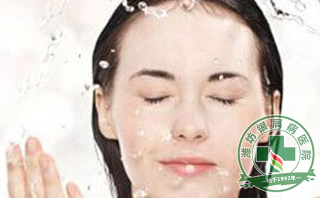 银屑病患者可以用来减少鳞屑的方法